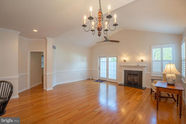 40 SAGEBRUSH LN, Langhorne, PA 19047
