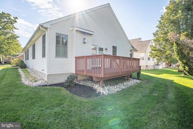 40 SAGEBRUSH LN, Langhorne, PA 19047