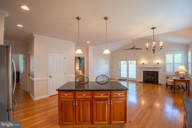 40 SAGEBRUSH LN, Langhorne, PA 19047
