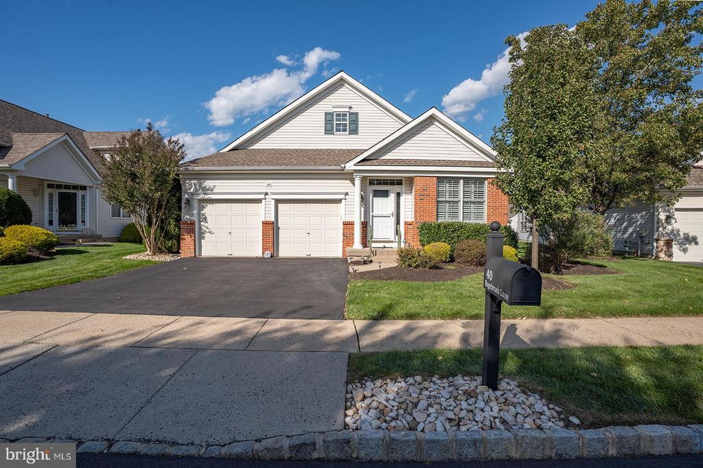 40 SAGEBRUSH LN, LANGHORNE, PA 19047 — exterior