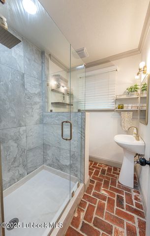 2602 25th Street, Lubbock, TX 79410