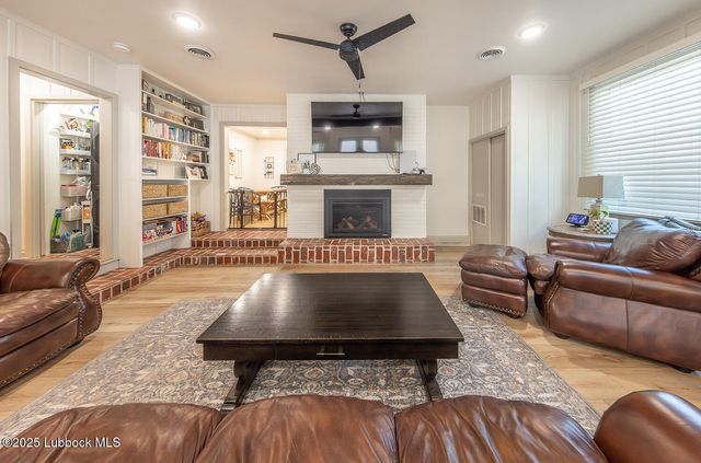 2602 25th Street, Lubbock, TX 79410