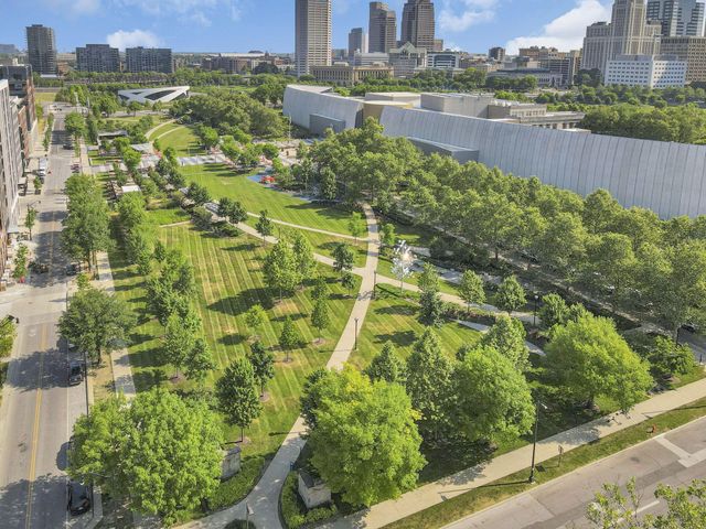 50 W Broad Street, 3602, Columbus, OH 43215