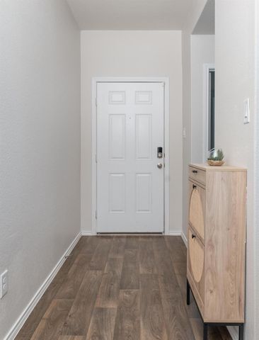 105 Black Wolf RUN, San Marcos, TX 78666