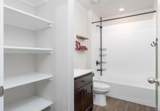 105 Black Wolf RUN, San Marcos, TX 78666