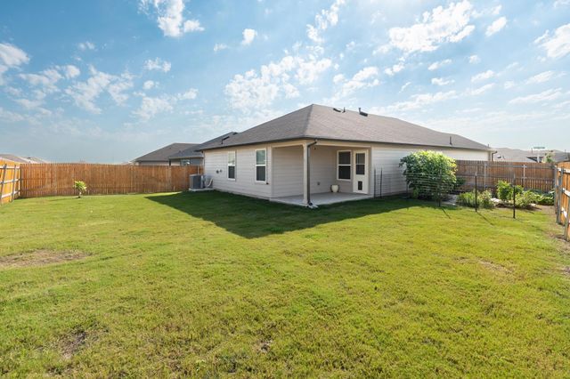 105 Black Wolf RUN, San Marcos, TX 78666