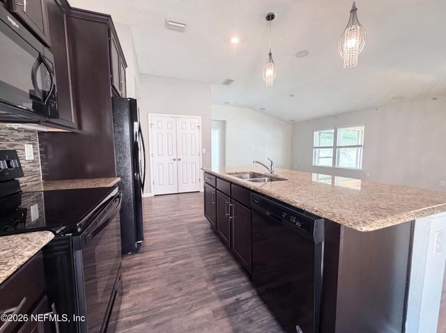 351 HEPBURN Road, Orange Park, FL 32065