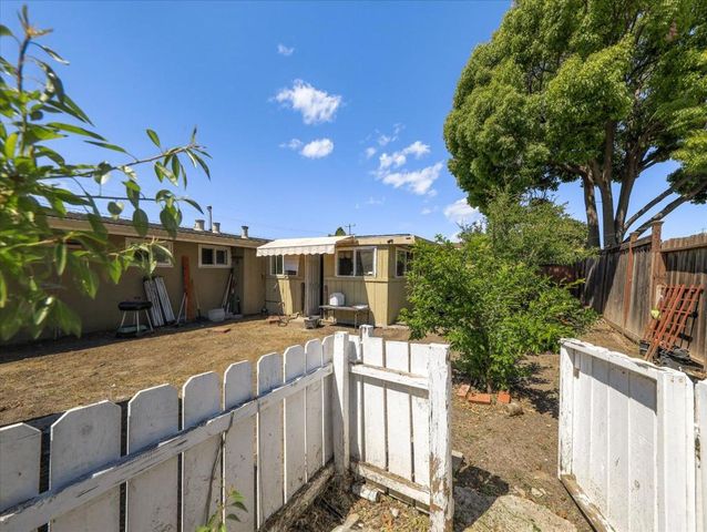 27894 Biscayne Avenue, Hayward, CA 94544