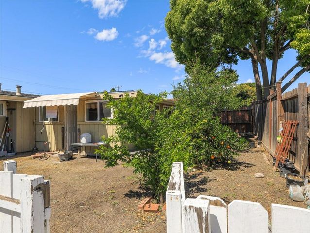 27894 Biscayne Avenue, Hayward, CA 94544