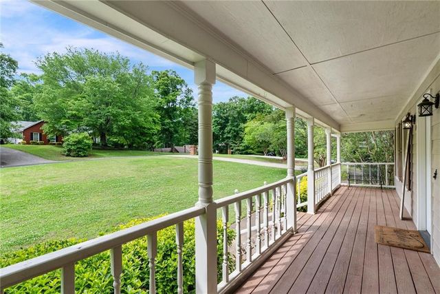 165 Hayes Circle, Rex, GA 30273