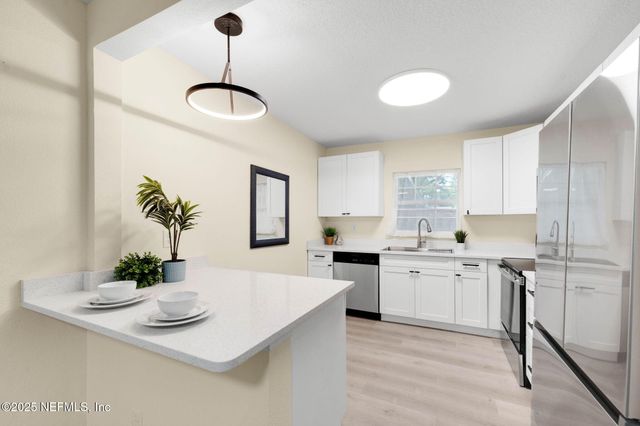 3518 BROADWAY Avenue, Jacksonville, FL 32254