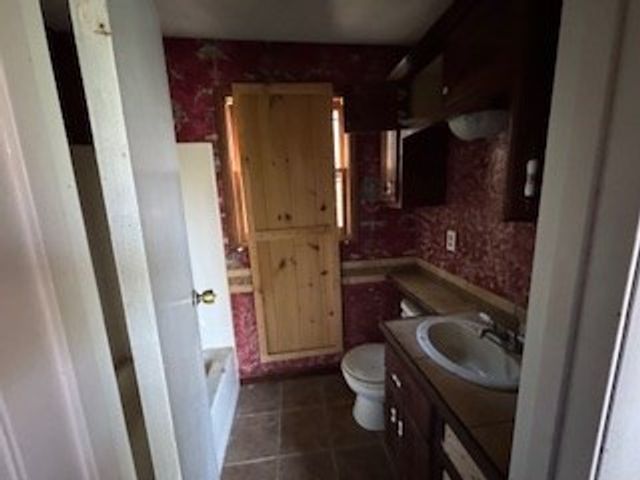 216 Holly Hill Drive, Blairsville, GA 30512