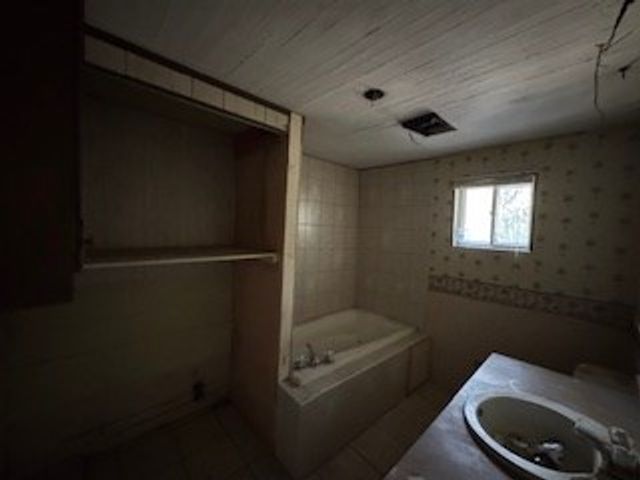 216 Holly Hill Drive, Blairsville, GA 30512