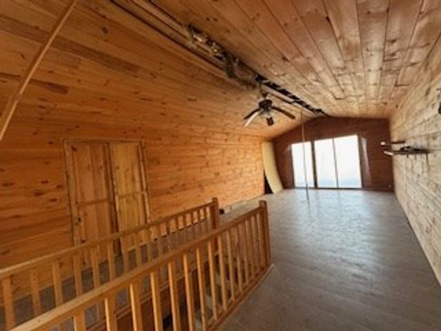 216 Holly Hill Drive, Blairsville, GA 30512