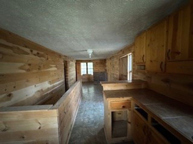 216 Holly Hill Drive, Blairsville, GA 30512