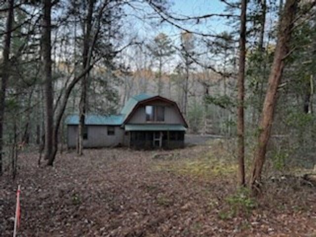 216 Holly Hill Drive, Blairsville, GA 30512