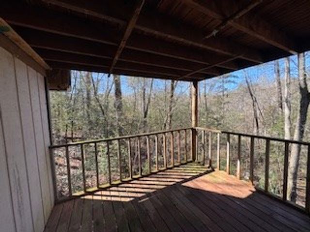 216 Holly Hill Drive, Blairsville, GA 30512