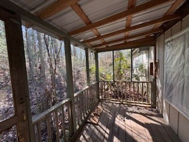 216 Holly Hill Drive, Blairsville, GA 30512