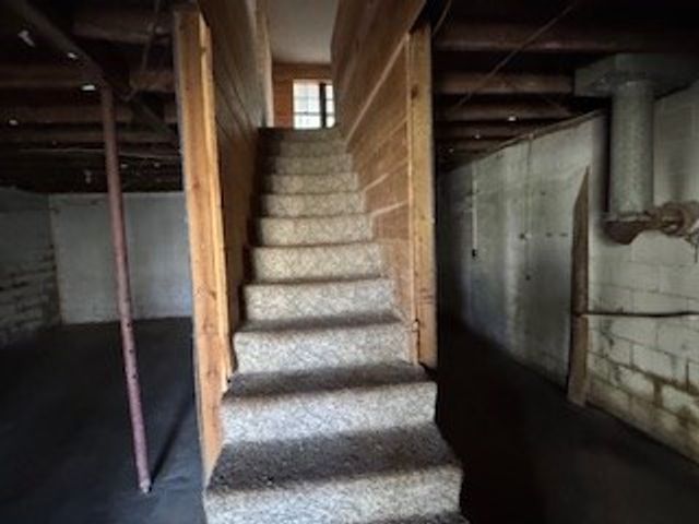 216 Holly Hill Drive, Blairsville, GA 30512