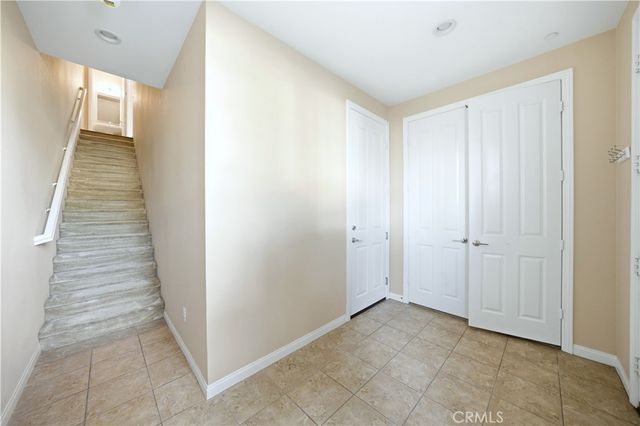 810 E Promenade C, Azusa, CA 91702