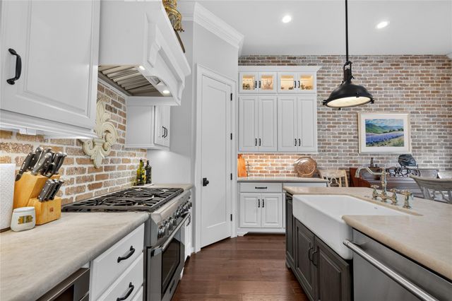 1513 Cunningham Parc Lane, Houston, TX 77055