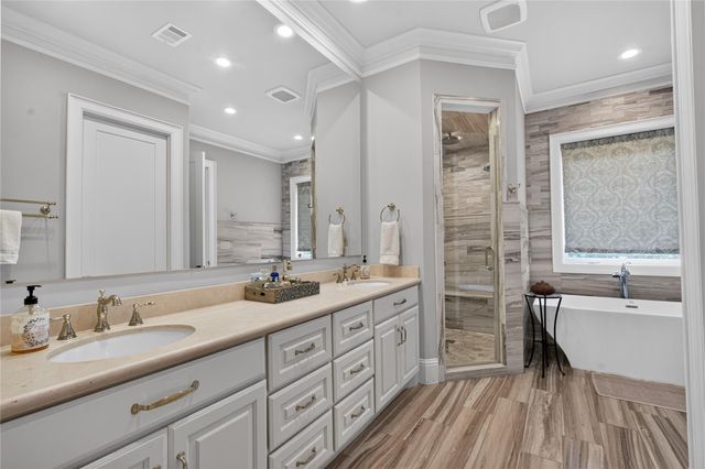 1513 Cunningham Parc Lane, Houston, TX 77055