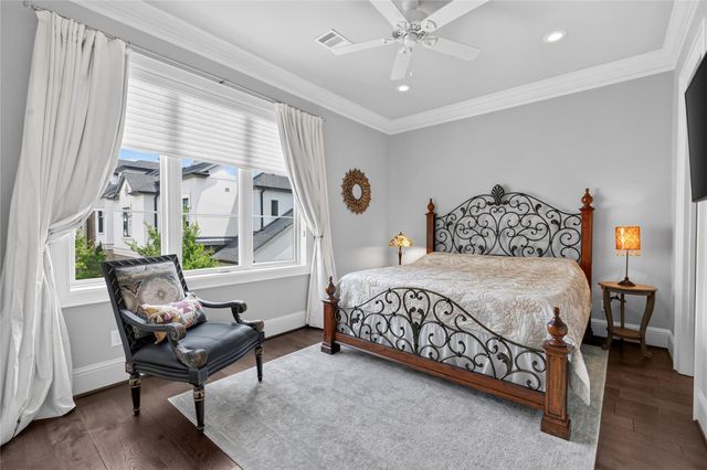 1513 Cunningham Parc Lane, Houston, TX 77055