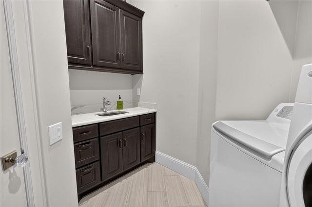 1513 Cunningham Parc Lane, Houston, TX 77055
