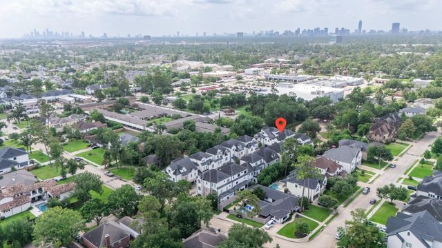 1513 Cunningham Parc Lane, Houston, TX 77055