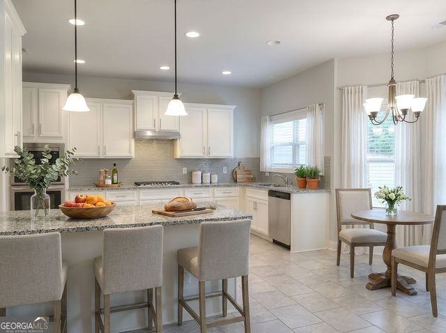1414 Maple Cove Lane, Loganville, GA 30052