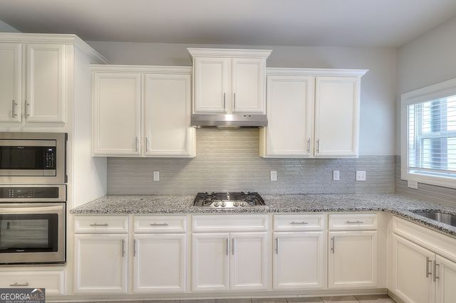 1414 Maple Cove Lane, Loganville, GA 30052