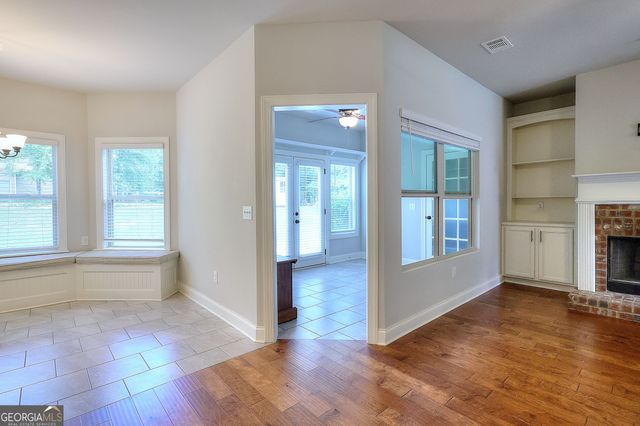 1414 Maple Cove Lane, Loganville, GA 30052