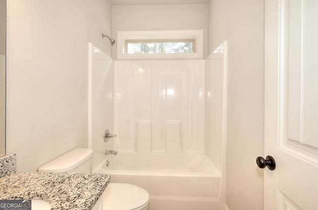 1414 Maple Cove Lane, Loganville, GA 30052
