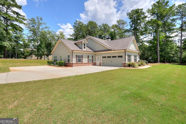 1414 Maple Cove Lane, Loganville, GA 30052