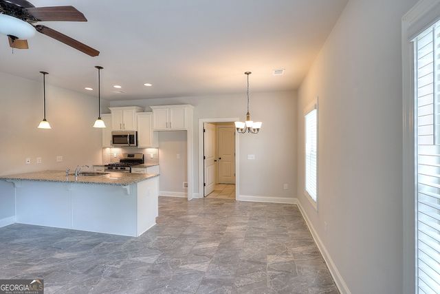 1414 Maple Cove Lane, Loganville, GA 30052