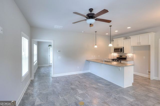 1414 Maple Cove Lane, Loganville, GA 30052