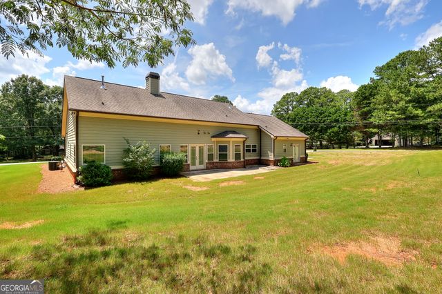 1414 Maple Cove Lane, Loganville, GA 30052