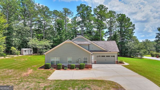1414 Maple Cove Lane, Loganville, GA 30052
