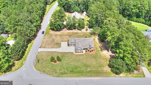 1414 Maple Cove Lane, Loganville, GA 30052