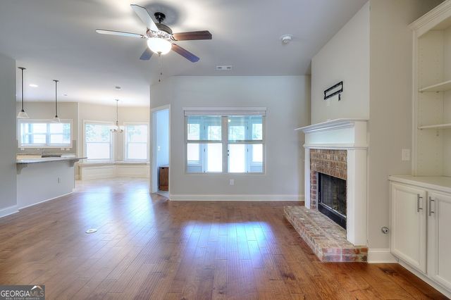 1414 Maple Cove Lane, Loganville, GA 30052