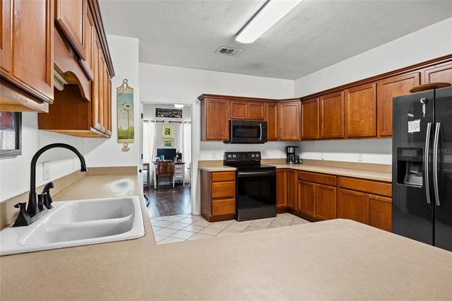 497 SW SUNDAY GLEN, Lake City, FL 32024