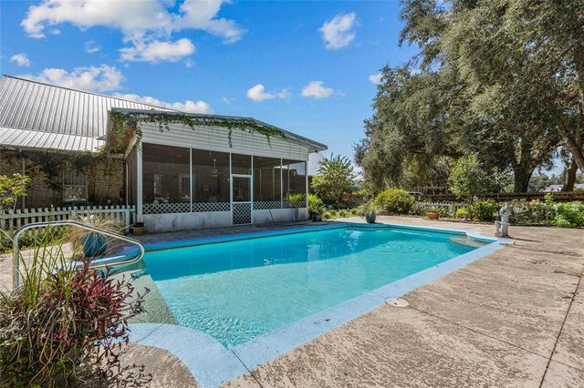 497 SW SUNDAY GLEN, Lake City, FL 32024