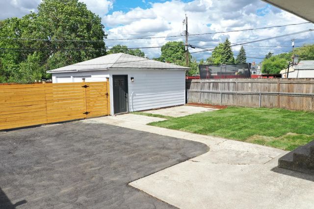 2307 E Nebraska Ave, Spokane, WA 99208