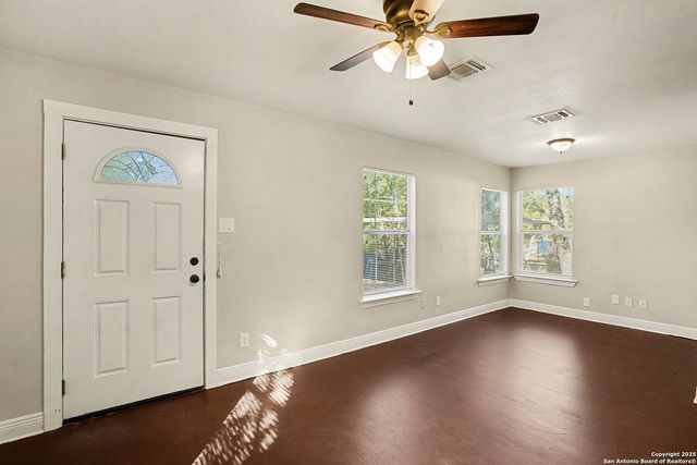 446 Glendale Ave, San Antonio, TX 78237