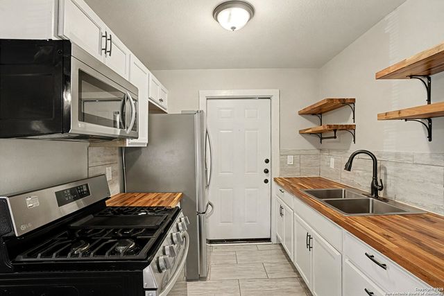 446 Glendale Ave, San Antonio, TX 78237