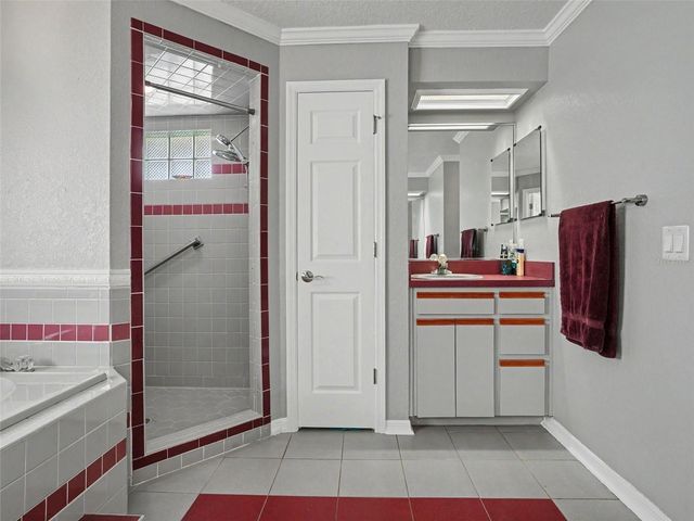 2124 VELVET WAY, Lakeland, FL 33811