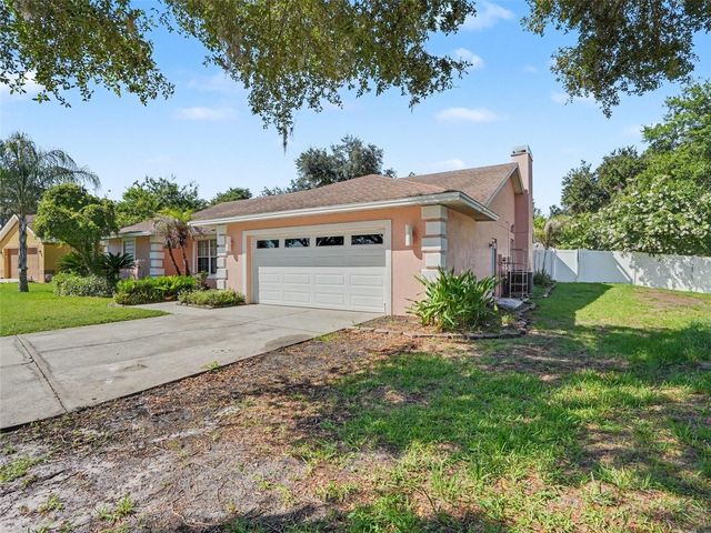 2124 VELVET WAY, Lakeland, FL 33811