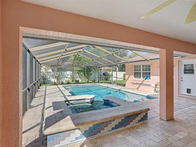 2124 VELVET WAY, Lakeland, FL 33811