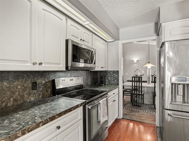2124 VELVET WAY, Lakeland, FL 33811