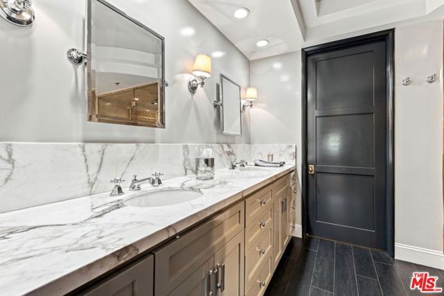 2132 Century Park Lane 209, Los Angeles, CA 90067